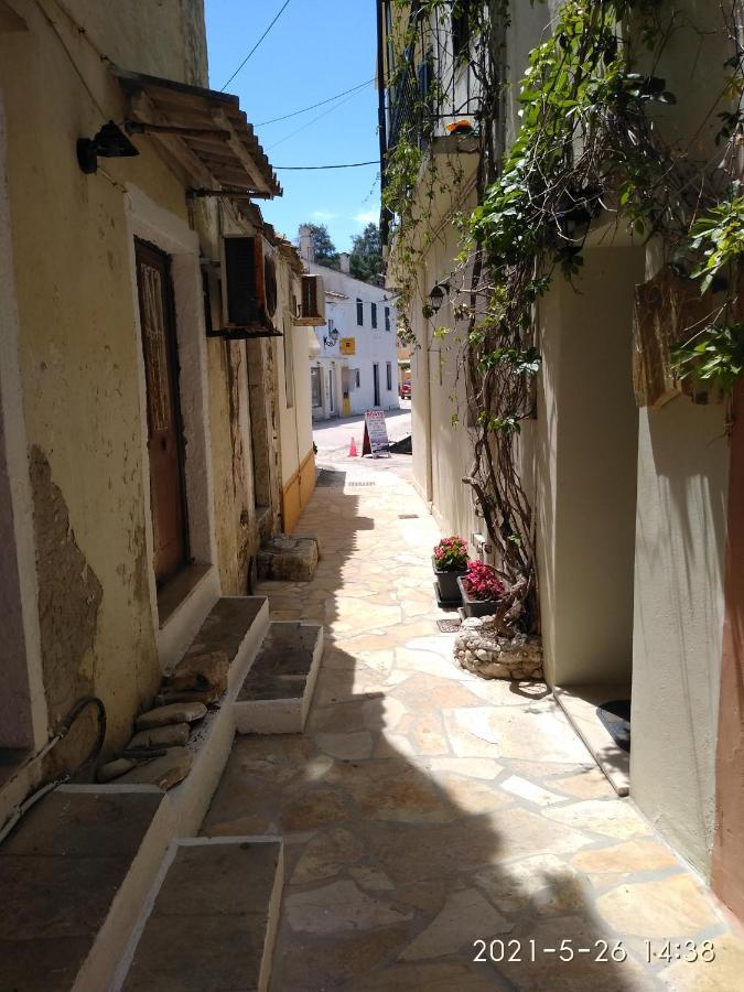 Mermaid Cottage Longos  Ngoại thất bức ảnh