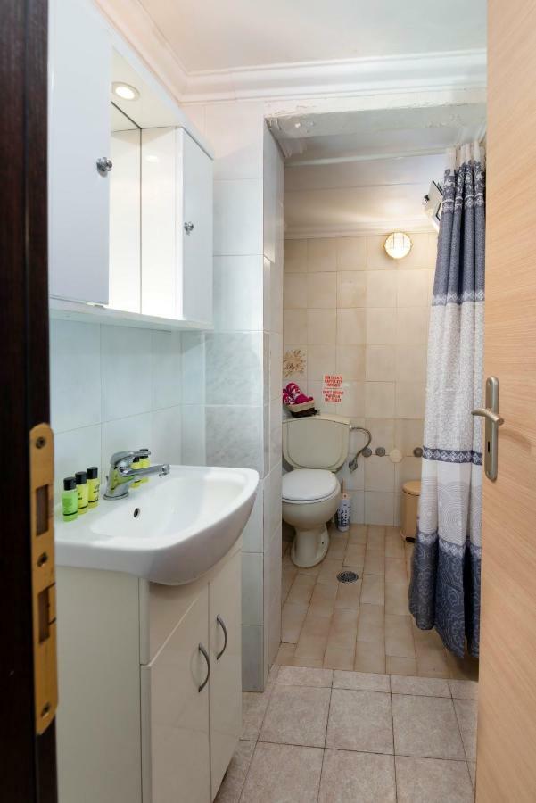 Mermaid Cottage Longos  Ngoại thất bức ảnh