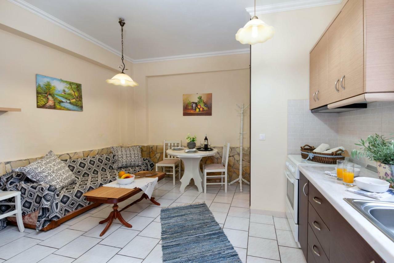 Mermaid Cottage Longos  Ngoại thất bức ảnh